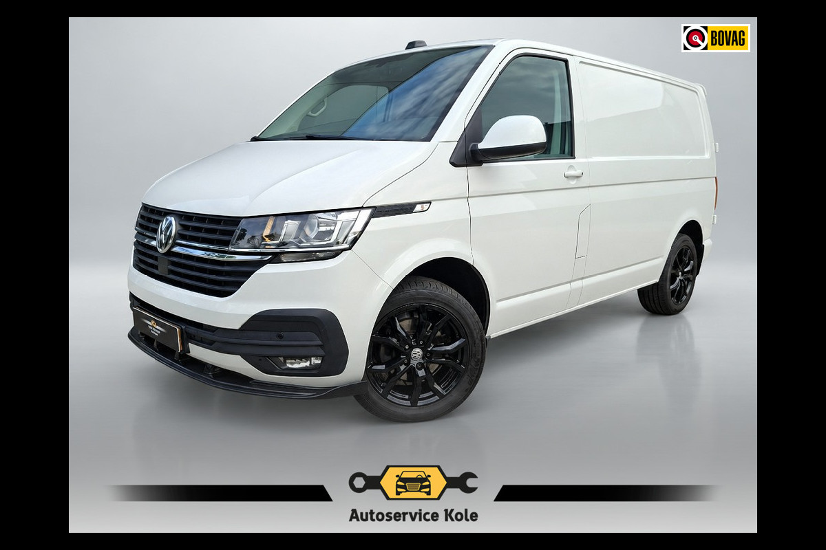 Volkswagen Transporter * Automaat L1H1 * Parkeercamera * Navigatiesysteem * Cruise Control * LM Velgen *