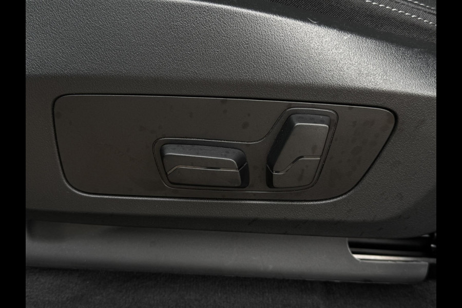 BMW X1 xDrive30e M SPORT | PANORAMA | ELEKTR. STOELEN | 20 INCH VELGEN | 360 CAMERA | HEAD UP | DRIVING ASS. PROFF |