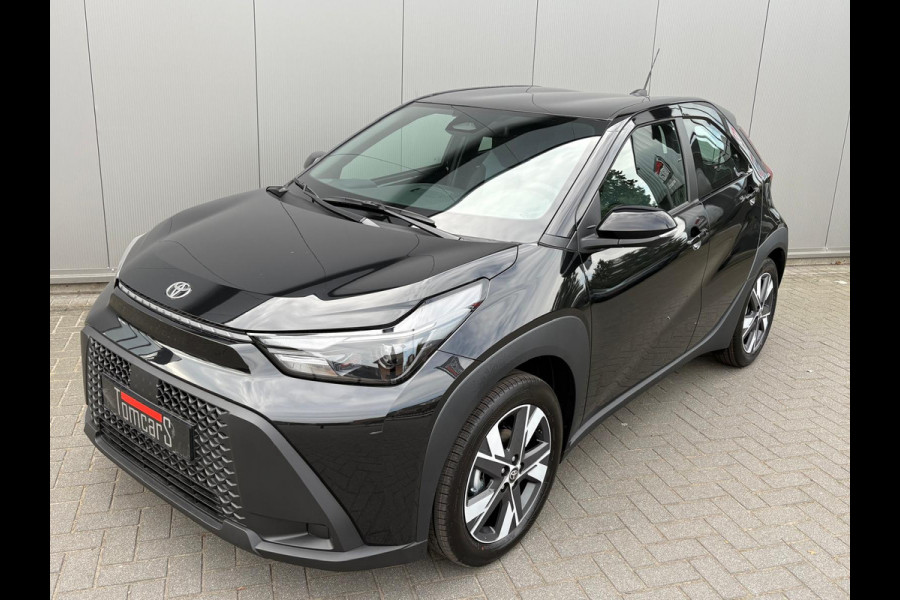 Toyota Aygo X Hybrid 116PK Automaat Nieuw uit voorraad! Camera/ Adapt. Cruise/ Carplay- Android auto