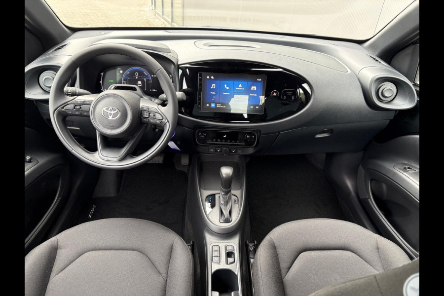 Toyota Aygo X Hybrid 116PK Automaat Nieuw uit voorraad! Camera/ Adapt. Cruise/ Carplay- Android auto