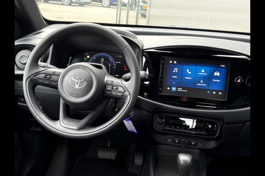 Toyota Aygo X Hybrid 116PK Automaat Nieuw uit voorraad! Camera/ Adapt. Cruise/ Carplay- Android auto