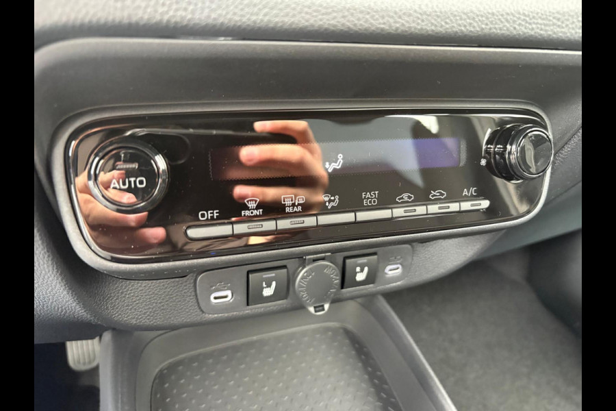 Toyota Aygo X Hybrid 116PK Automaat Nieuw uit voorraad! Camera/ Adapt. Cruise/ Carplay- Android auto