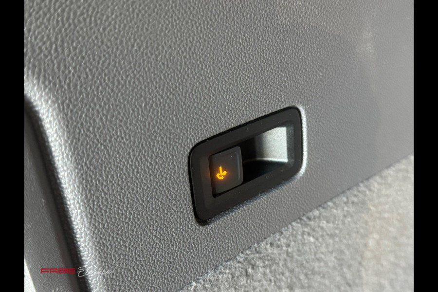 Volkswagen Multivan 1.4 eHybrid L2H1 Edition / Massage / Memory / Pano / Keyless / Trekhaak / Camera / Sfeerverlichting / Carplay