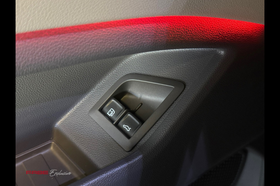 Volkswagen Multivan 1.4 eHybrid L2H1 Edition / Massage / Memory / Pano / Keyless / Trekhaak / Camera / Sfeerverlichting / Carplay