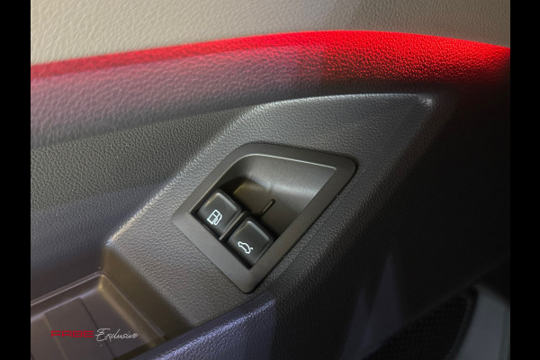 Volkswagen Multivan 1.4 eHybrid L2H1 Edition / Massage / Memory / Pano / Keyless / Trekhaak / Camera / Sfeerverlichting / Carplay