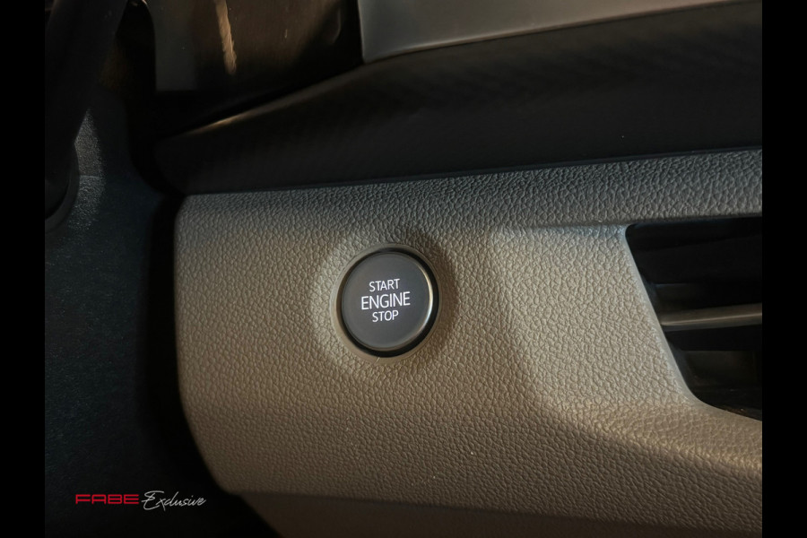 Volkswagen Multivan 1.4 eHybrid L2H1 Edition / Massage / Memory / Pano / Keyless / Trekhaak / Camera / Sfeerverlichting / Carplay