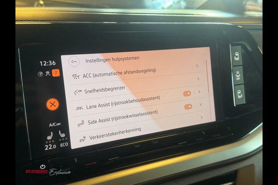 Volkswagen Multivan 1.4 eHybrid L2H1 Edition / Massage / Memory / Pano / Keyless / Trekhaak / Camera / Sfeerverlichting / Carplay
