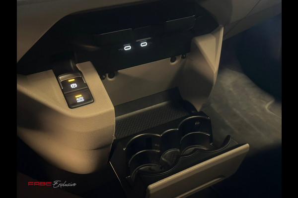 Volkswagen Multivan 1.4 eHybrid L2H1 Edition / Massage / Memory / Pano / Keyless / Trekhaak / Camera / Sfeerverlichting / Carplay