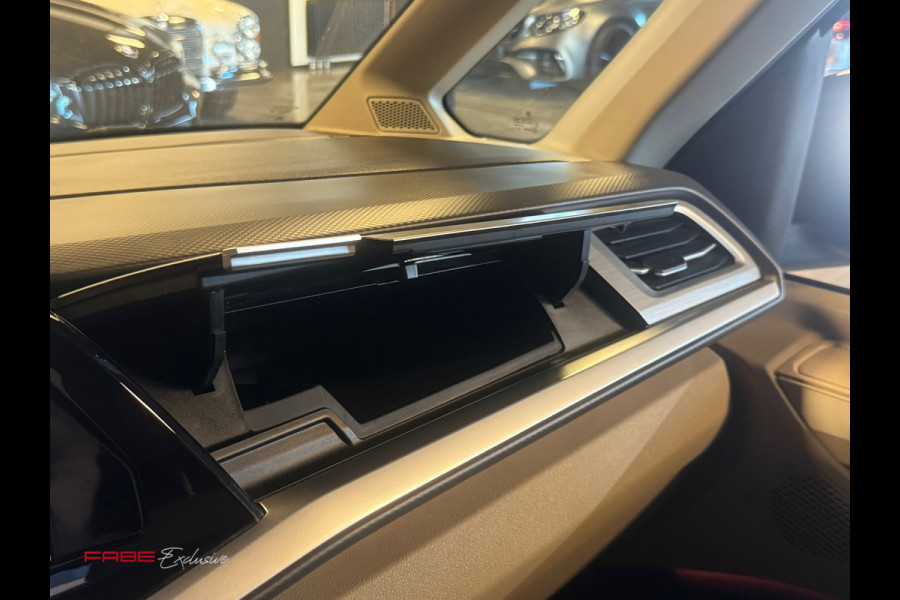 Volkswagen Multivan 1.4 eHybrid L2H1 Edition / Massage / Memory / Pano / Keyless / Trekhaak / Camera / Sfeerverlichting / Carplay