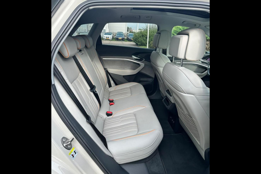 Audi e-tron 55 Quattro 408pk Advanced Plus 95 kWh B&O / Full options