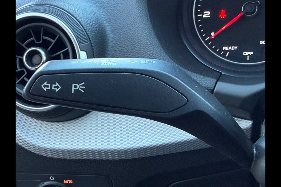 Audi Q2 35 TFSI 150PK DSG Pro Line | Carplay | PDC | 18" LMV