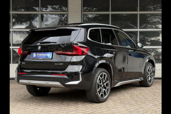 BMW X1 xDrive23i X LINE | PANORAMA | ELEKTRISCHE STOELEN | SPORTSTOELEN | LEDER | HARMAN KARDON | NEDERLANDE AUTO |