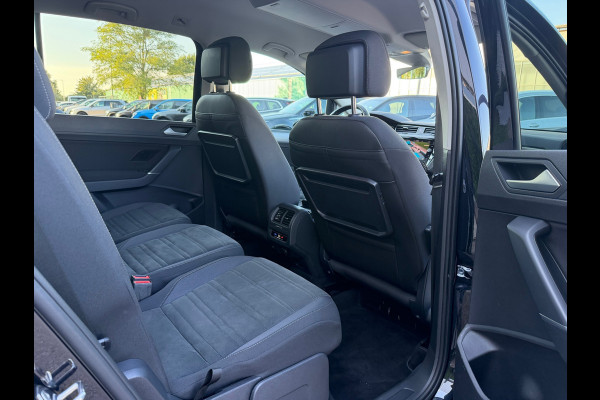 Volkswagen Touran 1.5 TSI 150PK DSG Comfortline | Navi | Massage | Trekhaak | BTW