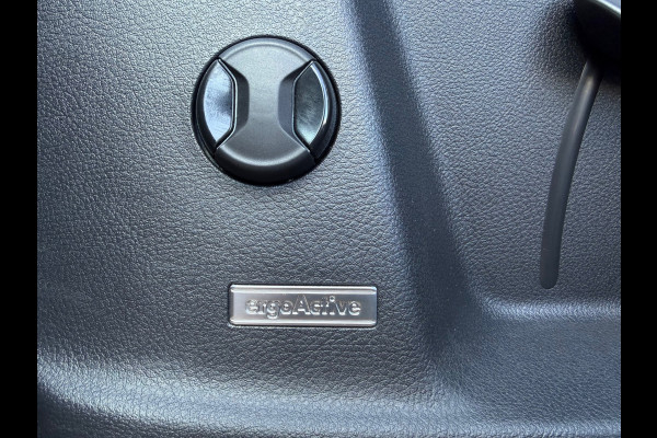 Volkswagen Touran 1.5 TSI 150PK DSG Comfortline | Navi | Massage | Trekhaak | BTW