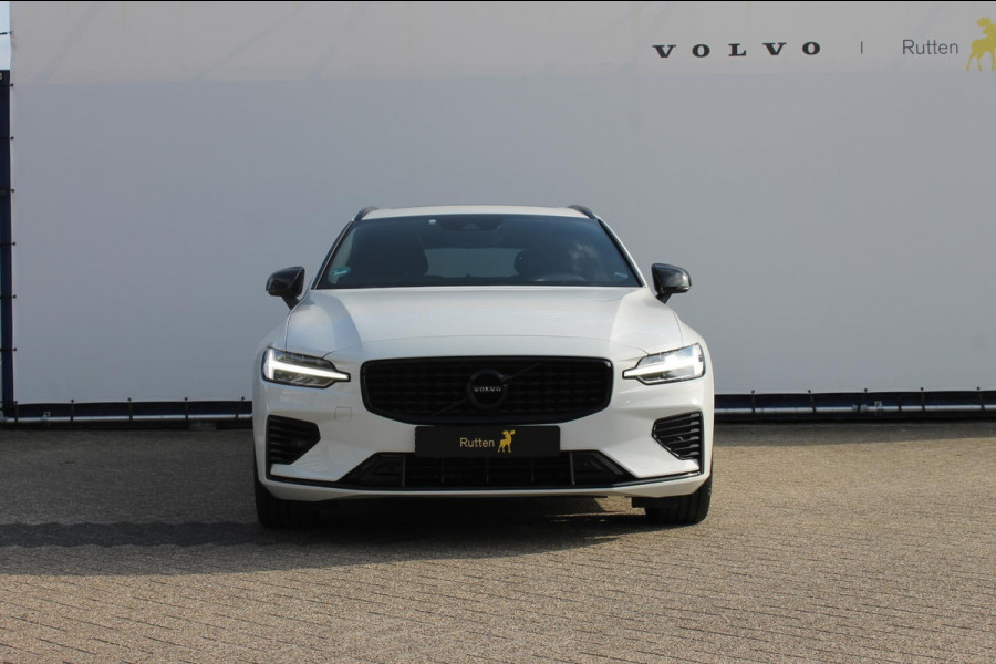 Volvo V60 T6 340pk automaat Recharge AWD R-Design Panoramich schuif kanteldak / Semi elektrisch wegklapbare trekhaak / Adaptieve cruise control