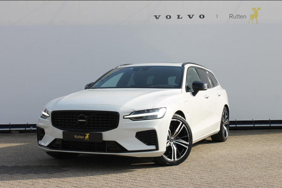 Volvo V60 T6 340pk automaat Recharge AWD R-Design Panoramich schuif kanteldak / Semi elektrisch wegklapbare trekhaak / Adaptieve cruise control