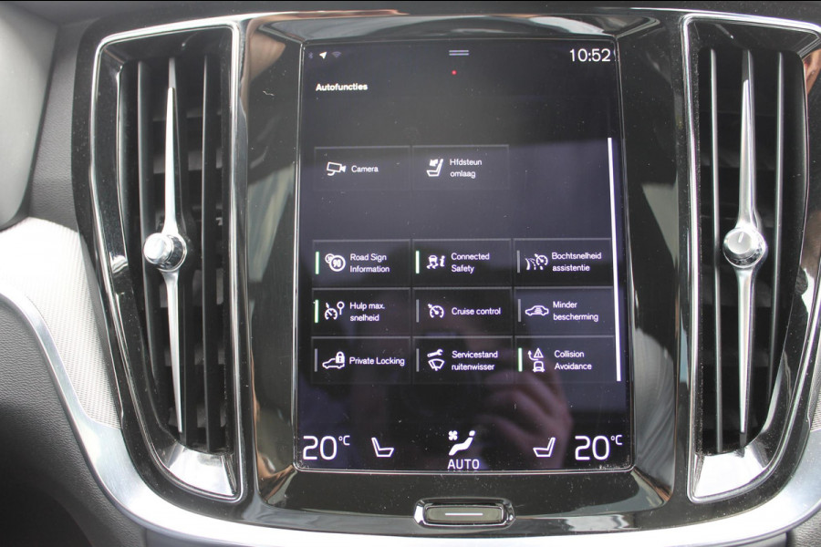 Volvo V60 T6 340pk automaat Recharge AWD R-Design Panoramich schuif kanteldak / Semi elektrisch wegklapbare trekhaak / Adaptieve cruise control