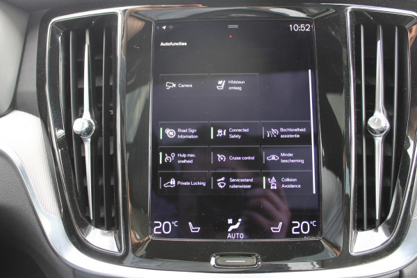 Volvo V60 T6 340pk automaat Recharge AWD R-Design Panoramich schuif kanteldak / Semi elektrisch wegklapbare trekhaak / Adaptieve cruise control