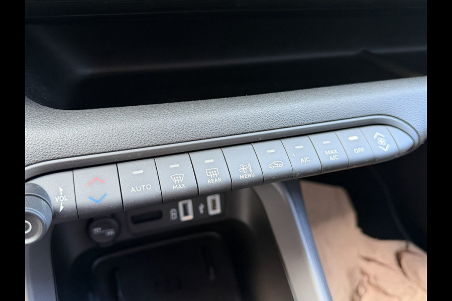 Jeep Avenger 1.2 Altitude | Winterpack | Camera | Apple/Android CarPlay | JBL audio | Electrische kofferklep