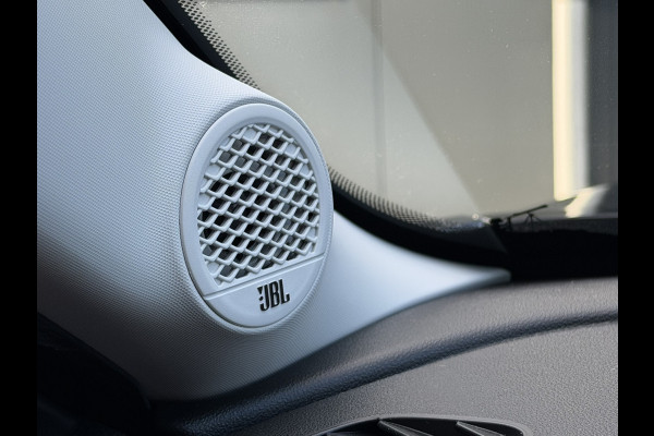 Jeep Avenger 1.2 Altitude | Winterpack | Camera | Apple/Android CarPlay | JBL audio | Electrische kofferklep