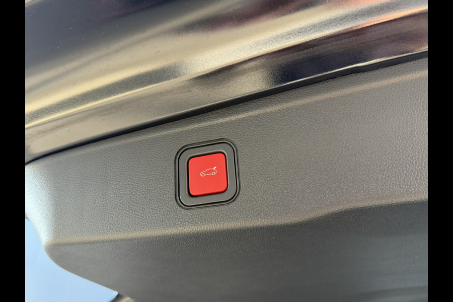 Jeep Avenger 1.2 Altitude | Winterpack | Camera | Apple/Android CarPlay | JBL audio | Electrische kofferklep