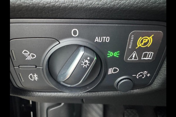 Audi A3 Sportback 1.0 TFSI Sport Lease Edition LED VERL. NAVI 18"lm velgen
