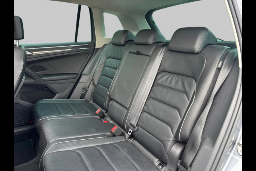 Volkswagen Tiguan 1.5 TSI ACT Highline Business R(Goed OnderH, Panorama, Head-up, Navi, 360 Camera, Stoel+StuurVerW, Etc)