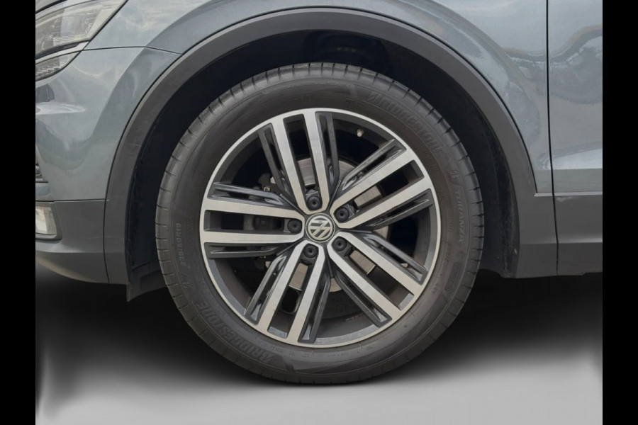 Volkswagen Tiguan 1.5 TSI ACT Highline Business R(Goed OnderH, Panorama, Head-up, Navi, 360 Camera, Stoel+StuurVerW, Etc)