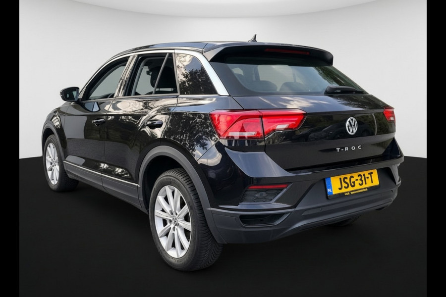 Volkswagen T-Roc 1.5 TSI 150PK DSG BUSINESS CARPLAY/NAVI/PDC