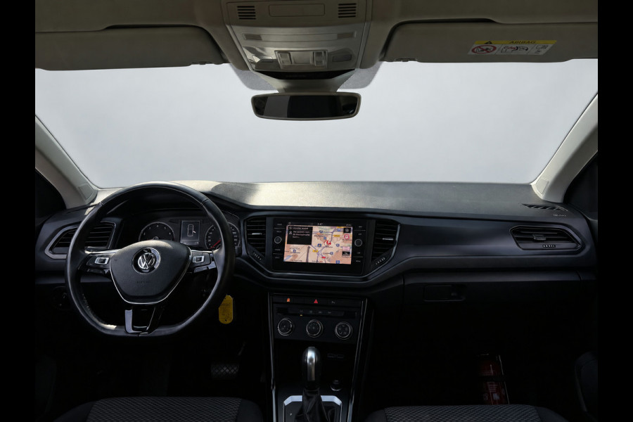 Volkswagen T-Roc 1.5 TSI 150PK DSG BUSINESS CARPLAY/NAVI/PDC