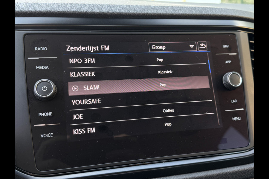 Volkswagen T-Roc 1.5 TSI 150PK DSG BUSINESS CARPLAY/NAVI/PDC