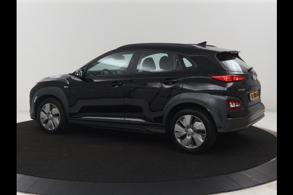Hyundai Kona EV Comfort 64 kWh SOH 94% | Climate Control | Camera | Cruise Control | DAB+ | Lichtmetalen Velgen