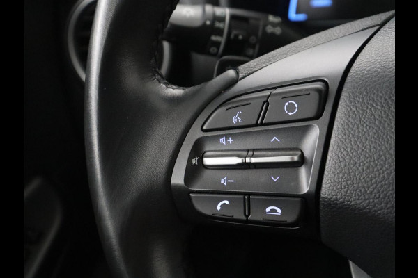 Hyundai Kona EV Comfort 64 kWh SOH 94% | Climate Control | Camera | Cruise Control | DAB+ | Lichtmetalen Velgen