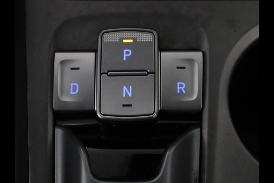 Hyundai Kona EV Comfort 64 kWh SOH 94% | Climate Control | Camera | Cruise Control | DAB+ | Lichtmetalen Velgen
