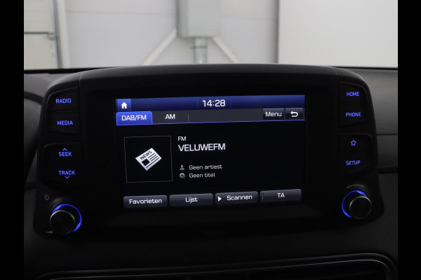 Hyundai Kona EV Comfort 64 kWh SOH 94% | Climate Control | Camera | Cruise Control | DAB+ | Lichtmetalen Velgen