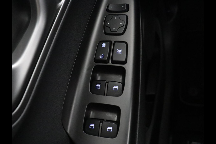 Hyundai Kona EV Comfort 64 kWh SOH 94% | Climate Control | Camera | Cruise Control | DAB+ | Lichtmetalen Velgen