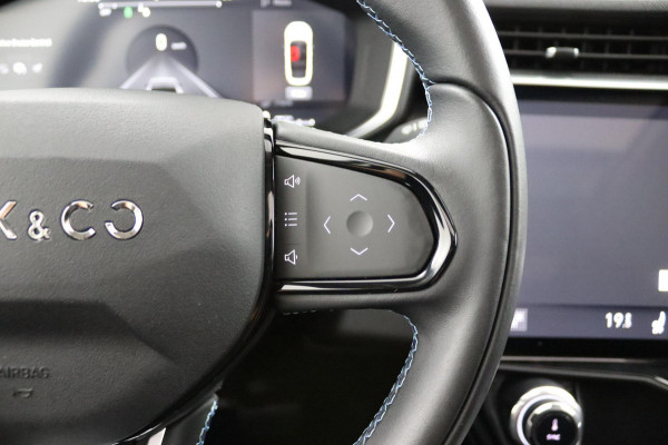 Lynk & Co 01 1.5*PLUG-IN*NAVI*PANO*CAM*ACC*CARPLAY*ECC*LED*