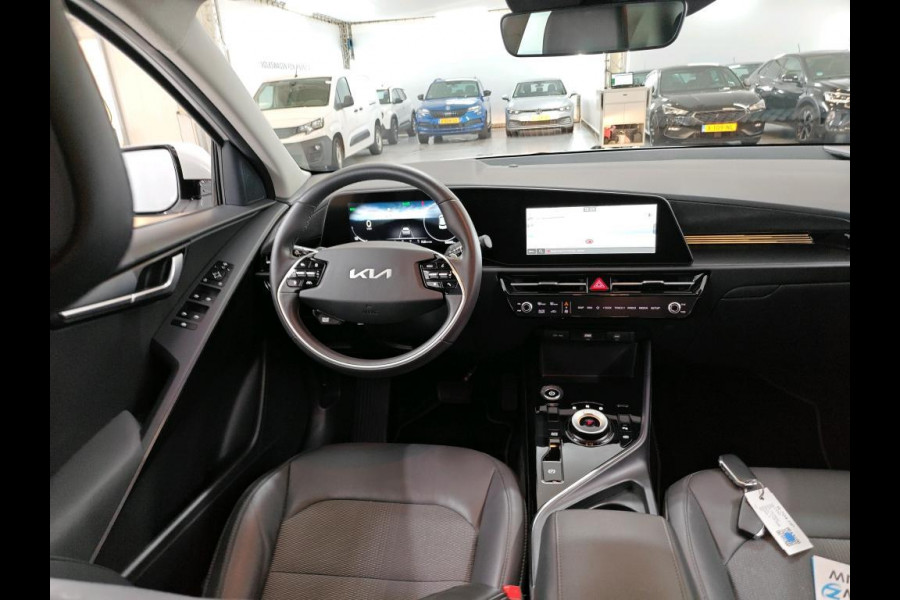 Kia Niro EV DynamicLine 64.8 kWh NL-AUTO | NAVI | CAMERA | 1/2 LEDER