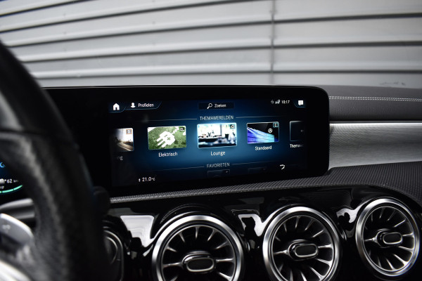 Mercedes-Benz CLA-Klasse Shooting Brake 250 e AMG Line | Pano | ACC | 360 Camera | Multibeam | Sfeerverlichting | Dodehoek |