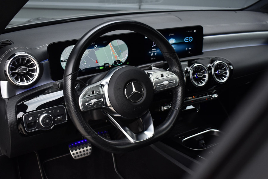 Mercedes-Benz CLA-Klasse Shooting Brake 250 e AMG Line | Pano | ACC | 360 Camera | Multibeam | Sfeerverlichting | Dodehoek |