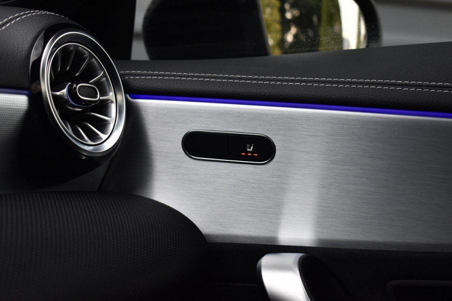 Mercedes-Benz CLA-Klasse Shooting Brake 250 e AMG Line | Pano | ACC | 360 Camera | Multibeam | Sfeerverlichting | Dodehoek |