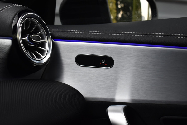 Mercedes-Benz CLA-Klasse Shooting Brake 250 e AMG Line | Pano | ACC | 360 Camera | Multibeam | Sfeerverlichting | Dodehoek |