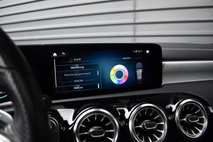 Mercedes-Benz CLA-Klasse Shooting Brake 250 e AMG Line | Pano | ACC | 360 Camera | Multibeam | Sfeerverlichting | Dodehoek |