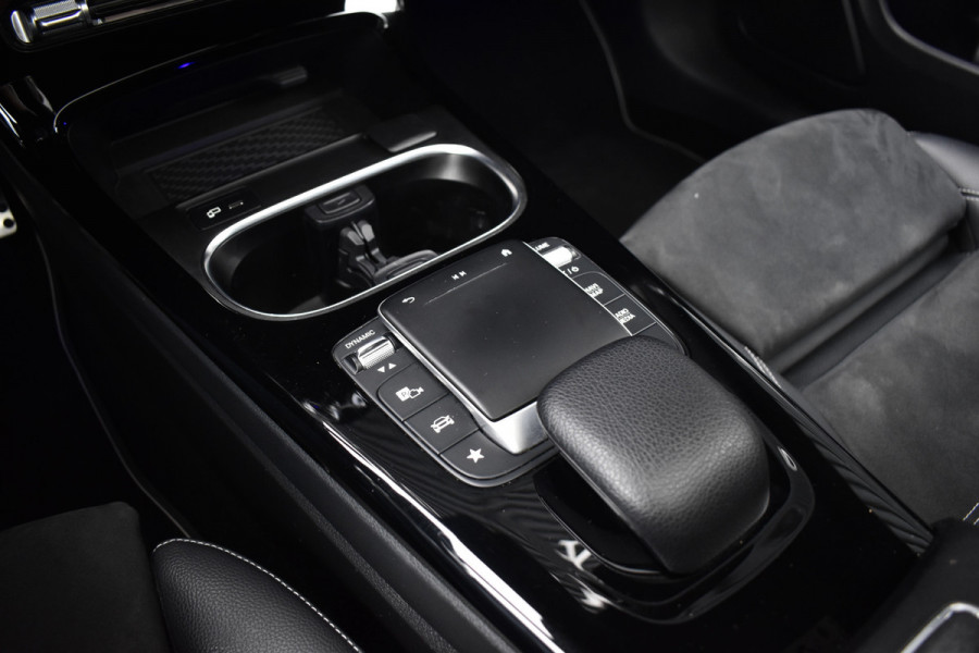 Mercedes-Benz CLA-Klasse Shooting Brake 250 e AMG Line | Pano | ACC | 360 Camera | Multibeam | Sfeerverlichting | Dodehoek |