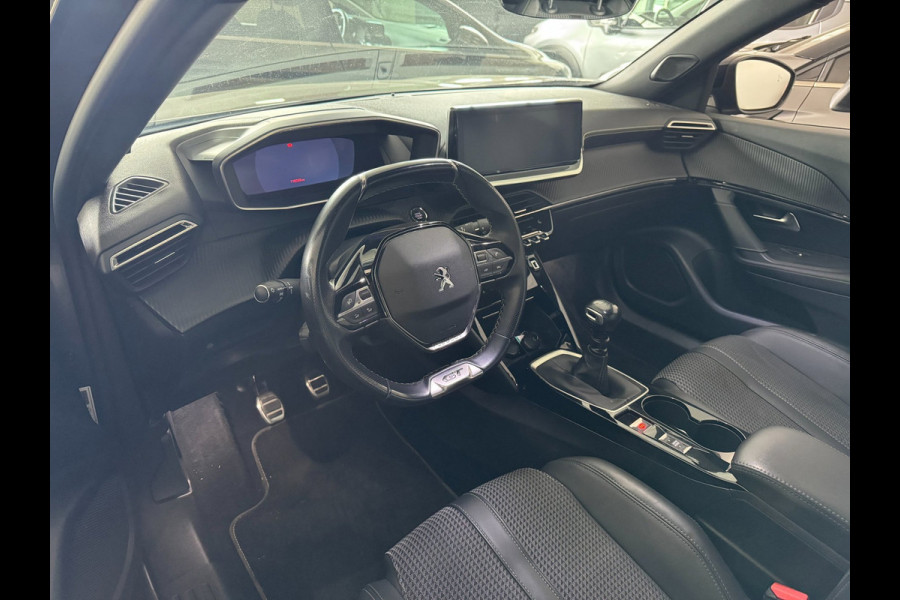Peugeot 2008 1.2 PureTech GT 131 PK NIEUWE DISTRIBUTIERIEM HALF LEDER 17"LM VELGEN CAMERA PDC CARPLAY/ANDROID AUTO