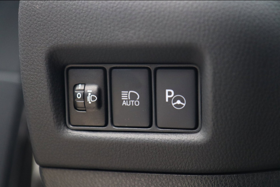 Toyota C-HR 2.0 Hybrid Business Plus / KEYLESS / CAMERA / DODEHOEK / STUUR+STOELVERW