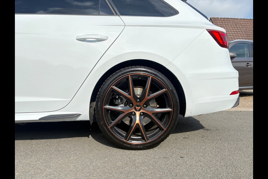 Seat Leon ST 2.0 TSI 4DRIVE CUPRA Beats|Kuipstoelen|Carbon