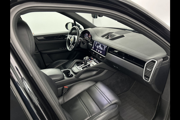 Porsche Cayenne 3.0 Sport Chrono/Pano-dak/Trekhaak/Luchtvering/PDLS-LED