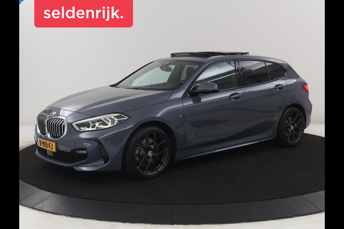 BMW 1-serie 120i Business Edition Plus | M-Pakket | Navigatie | LED | Navigatie | Pano.Dak |