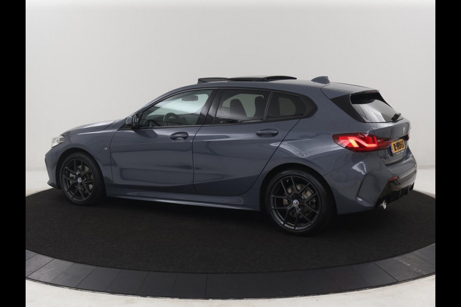 BMW 1-serie 120i Business Edition Plus | M-Pakket | Navigatie | LED | Navigatie | Pano.Dak |